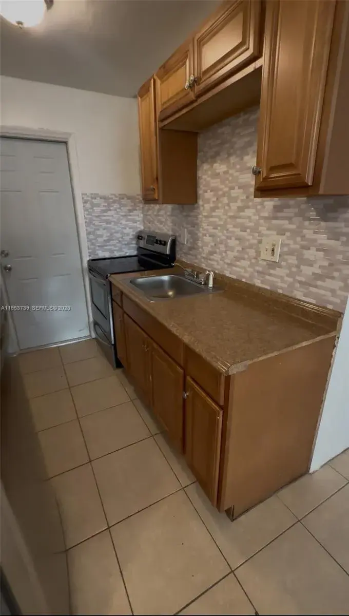 1808 NW 9th St # 2, Fort Lauderdale FL 33311