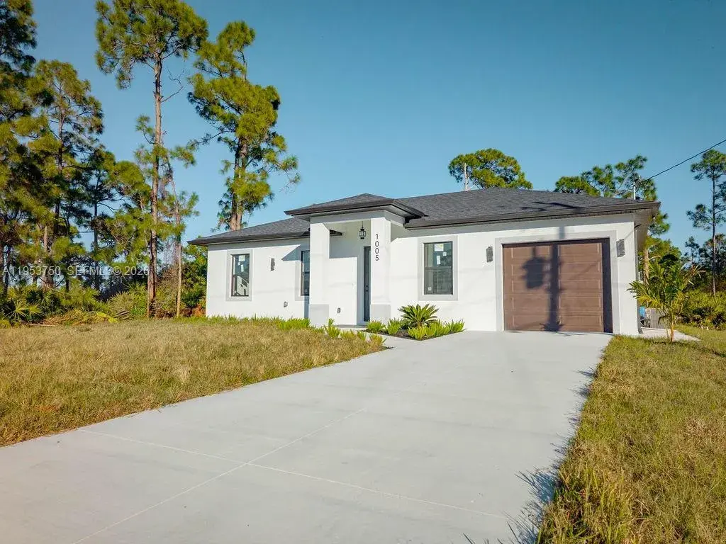 3 bedroom 2 bath Residential for sale at 1005 Brenton Ave, Lehigh Acres FL 33974