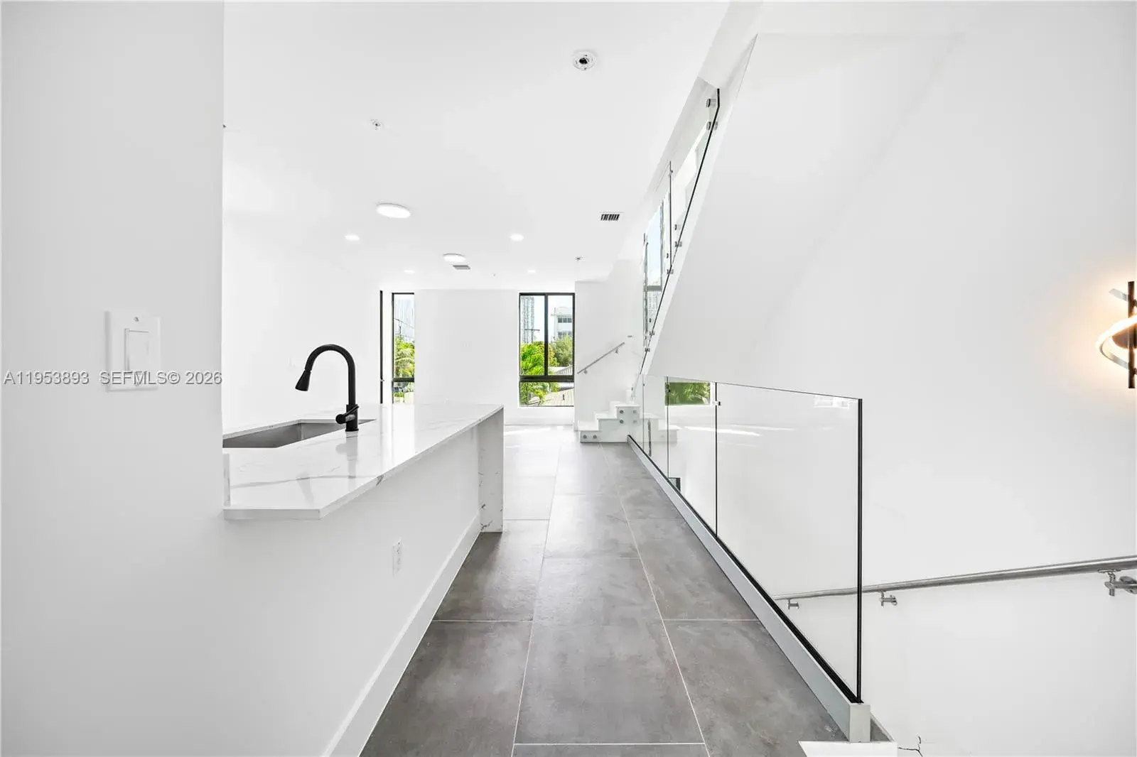526 SW 2nd St # 5, Miami FL 33130 photo 5