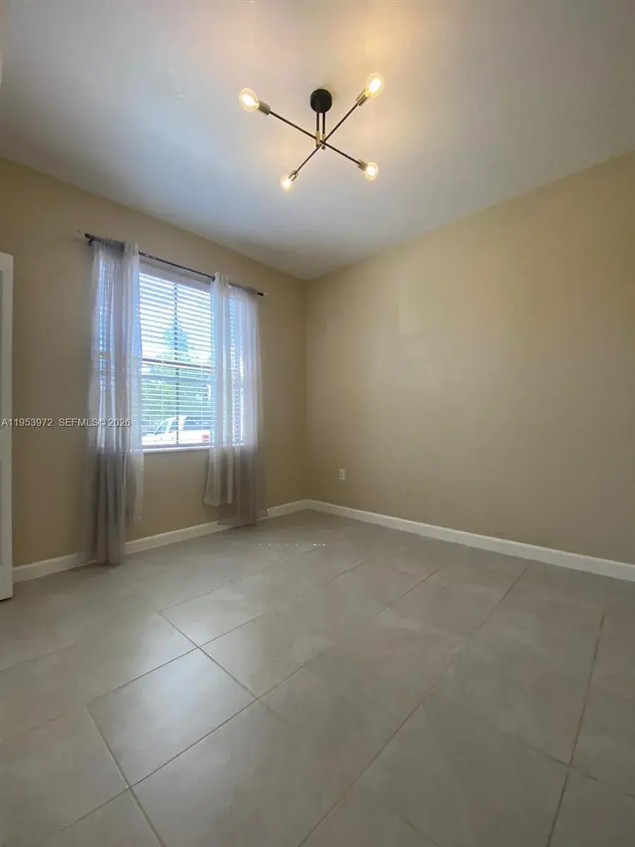 18220 SW 148th Rd, Miami FL 33187