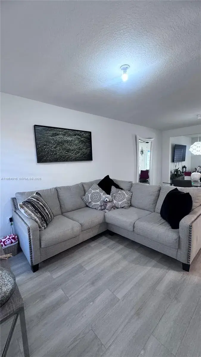 326 NE 5th Pl, Florida City FL 33034