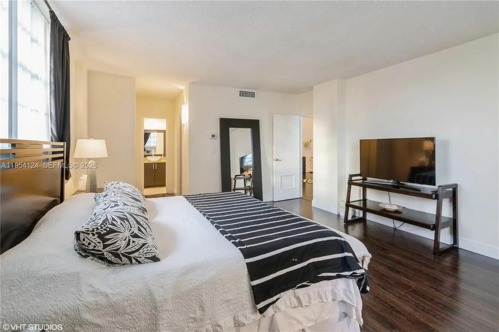 4001 S Ocean Dr # 10B, Hollywood FL 33019