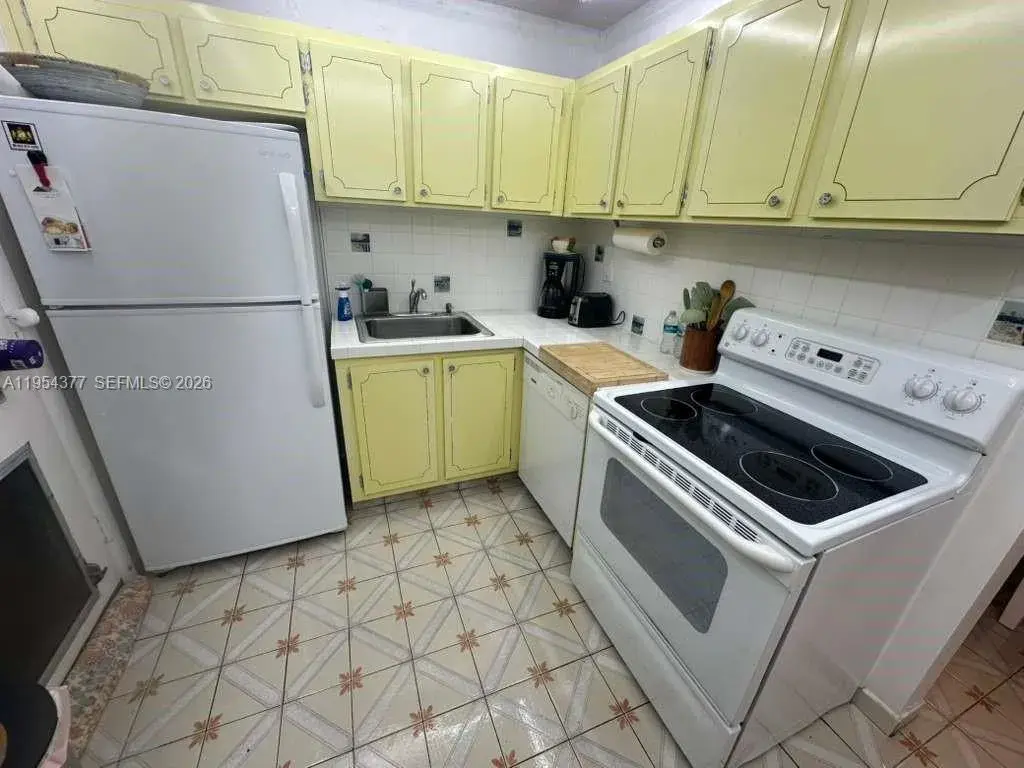 17001 NE 13th Ave # 314, Miami FL 33162