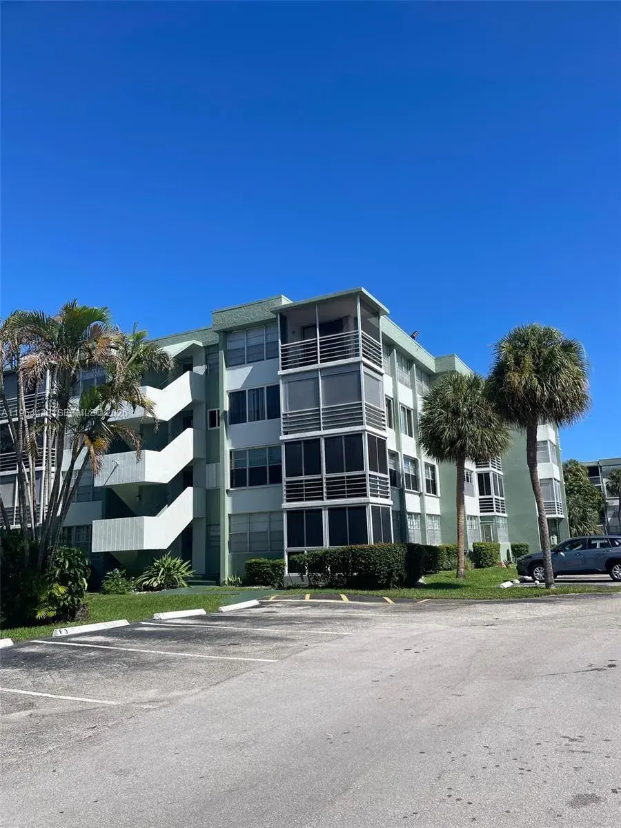 2761 Taft St # 408, Hollywood FL 33020