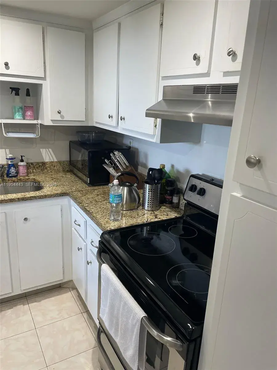 2761 Taft St # 408, Hollywood FL 33020