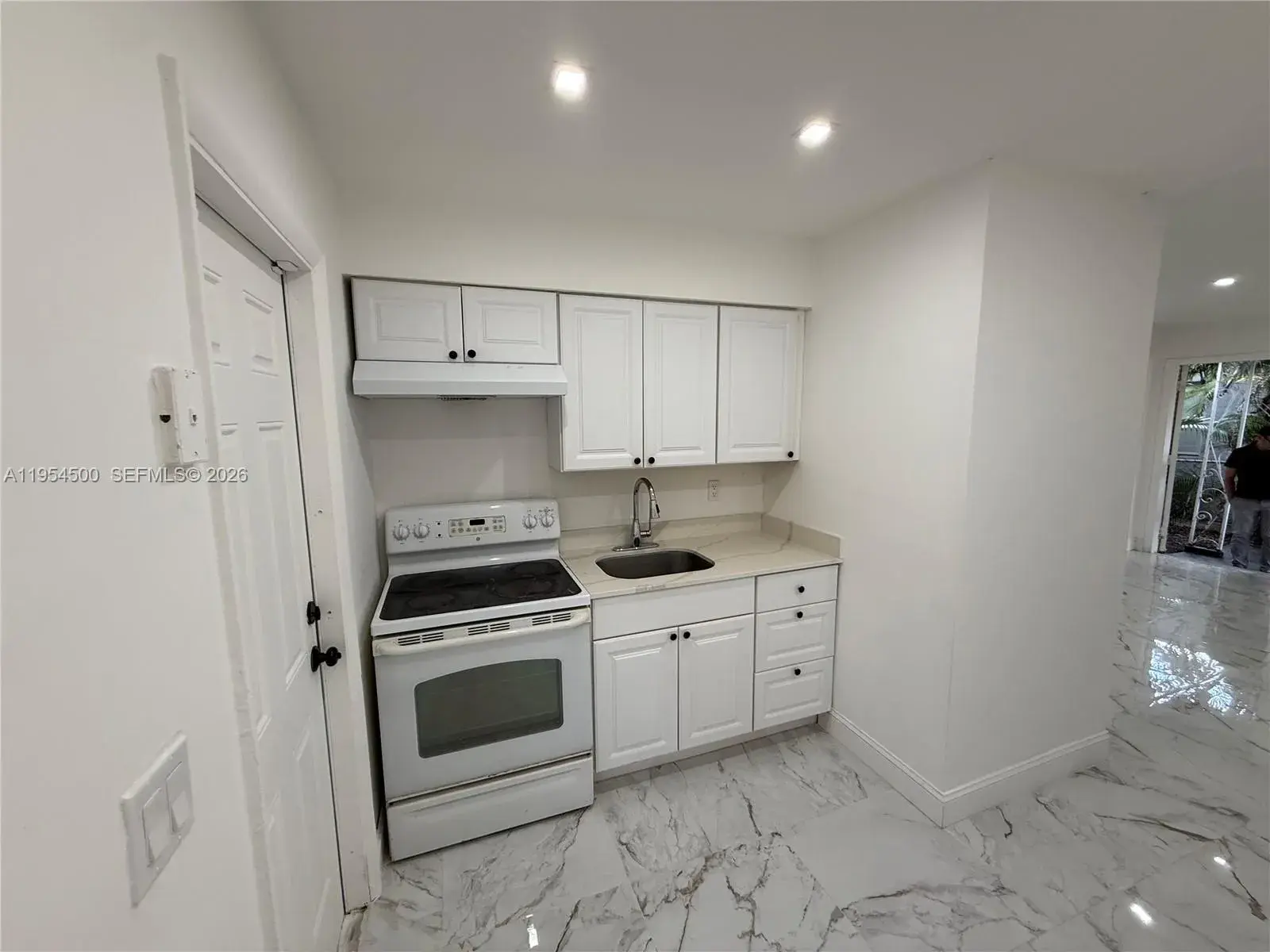 505 N 24th Ave # 2, Hollywood FL 33020