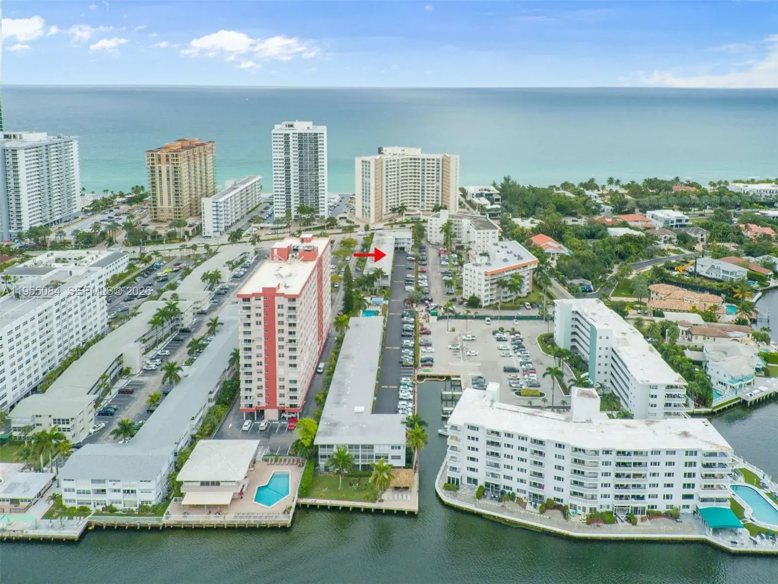 1 bedroom 1 bath Residential for sale at 3177 S Ocean Dr # 309, Hallandale Beach FL 33009