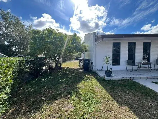 13002 SW 48th St, Miami FL 33175