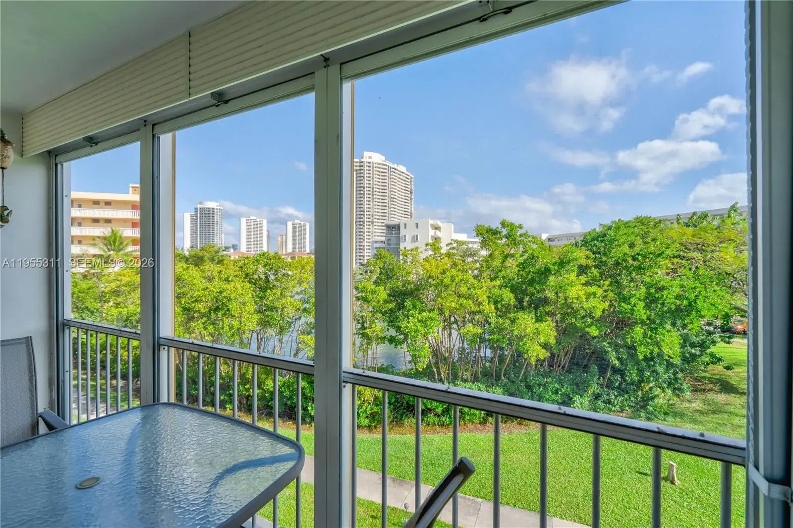 1 bedroom 1 bath Residential Lease for rent at 2930 Point East Dr # E312, Aventura FL 33160