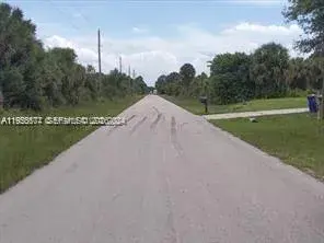 3215 52nd St W, Lehigh Acres FL 33971