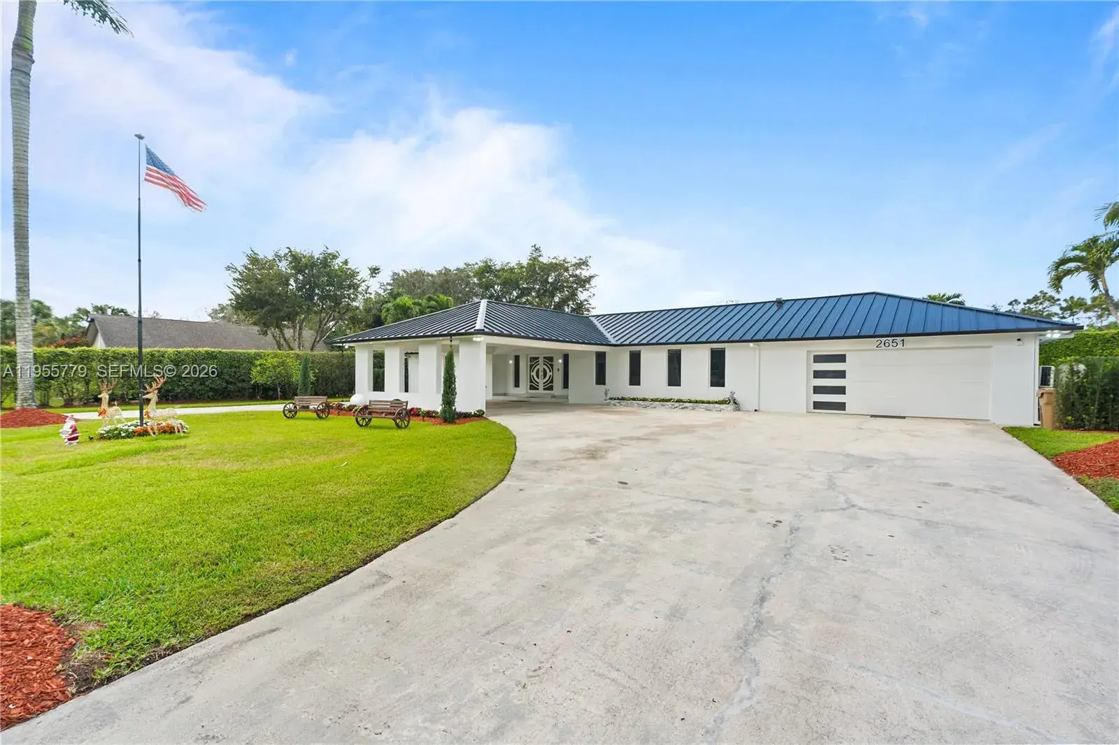 5 bedroom 4 bath Residential for sale at 2651 SW 141st Ter, Davie FL 33330