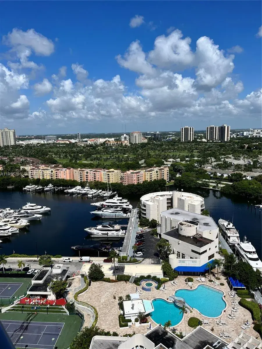 19707 Turnberry Way # 24A, Aventura FL 33180