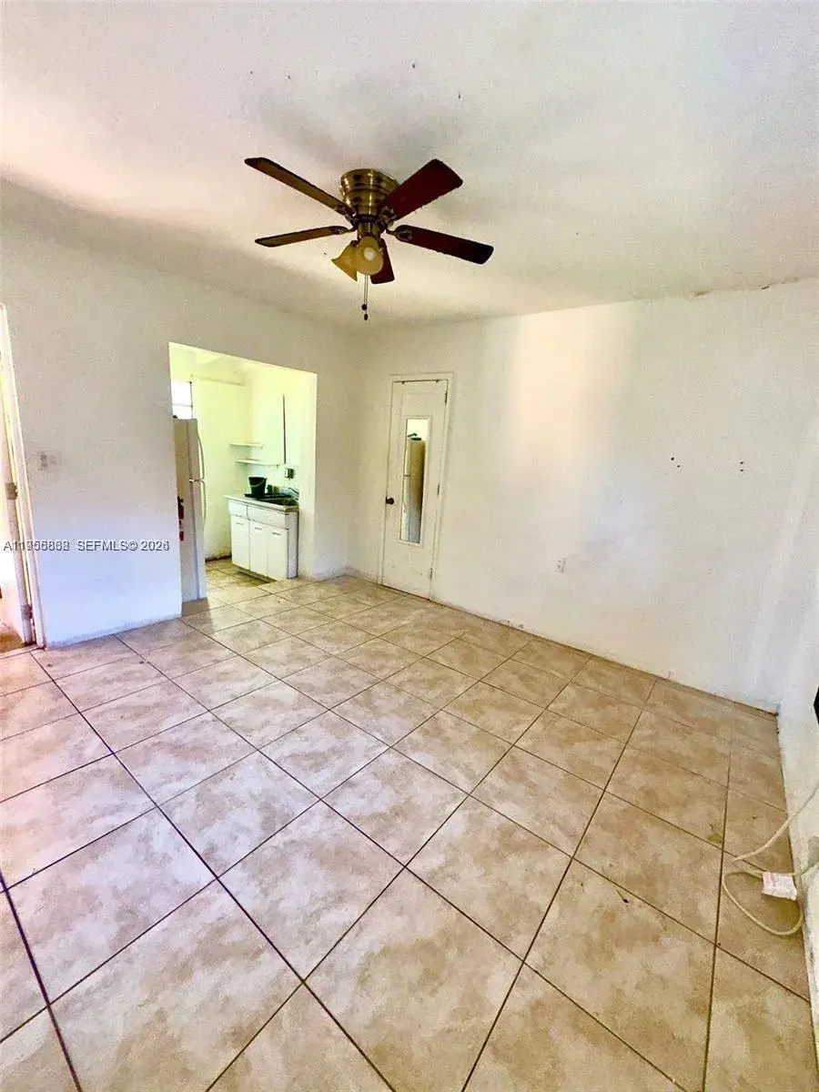 1814 Washington St # 4, Hollywood FL 33020