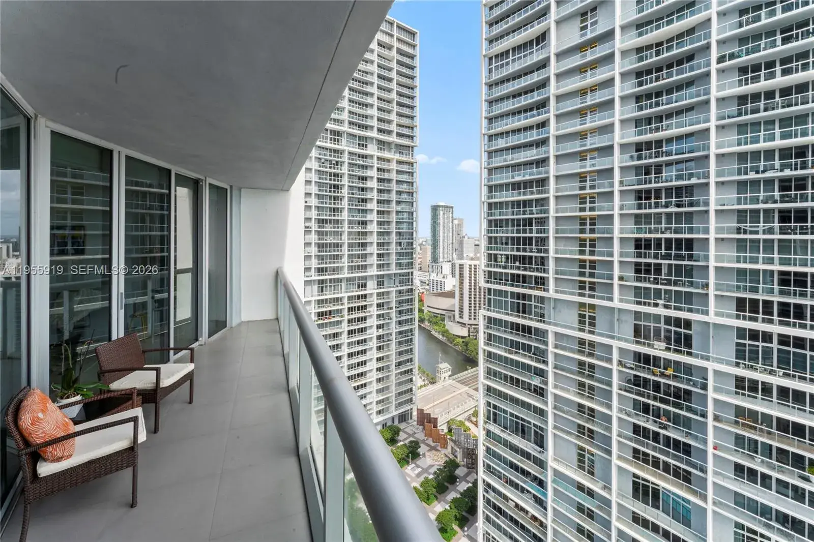 495 Brickell Ave # 3208, Miami FL 33131