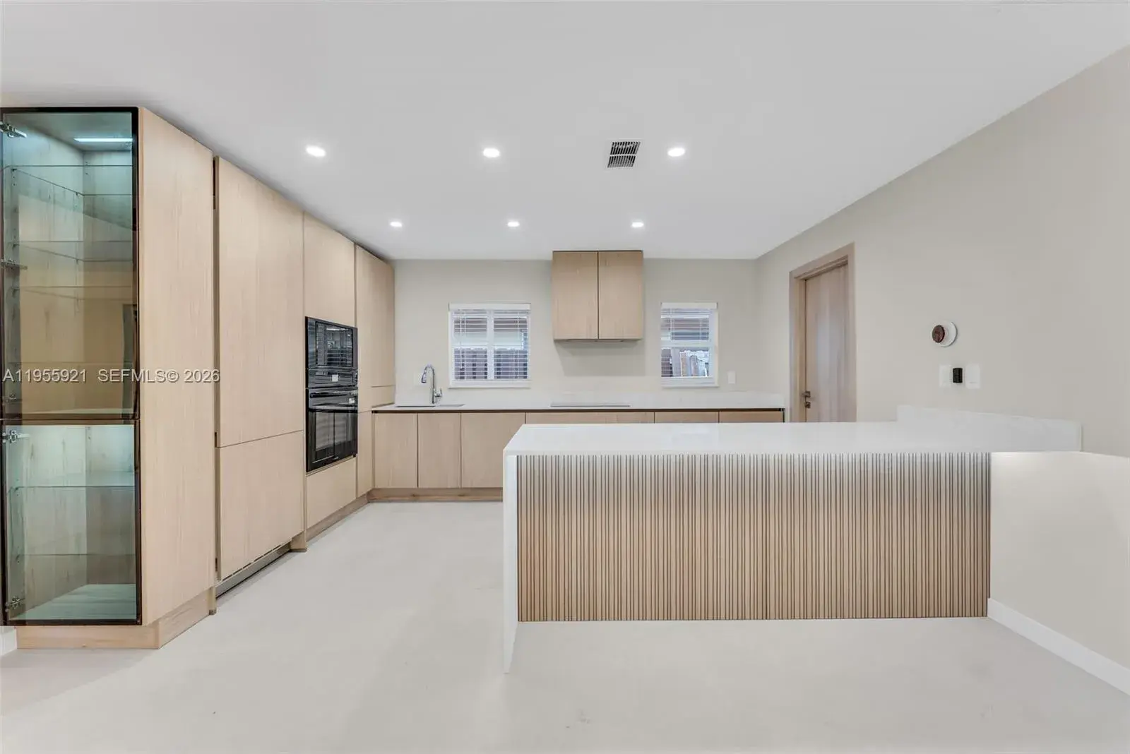 3 bedroom 2 bath Residential Lease for rent at 5419 NE 22nd Ave, Fort Lauderdale FL 33308