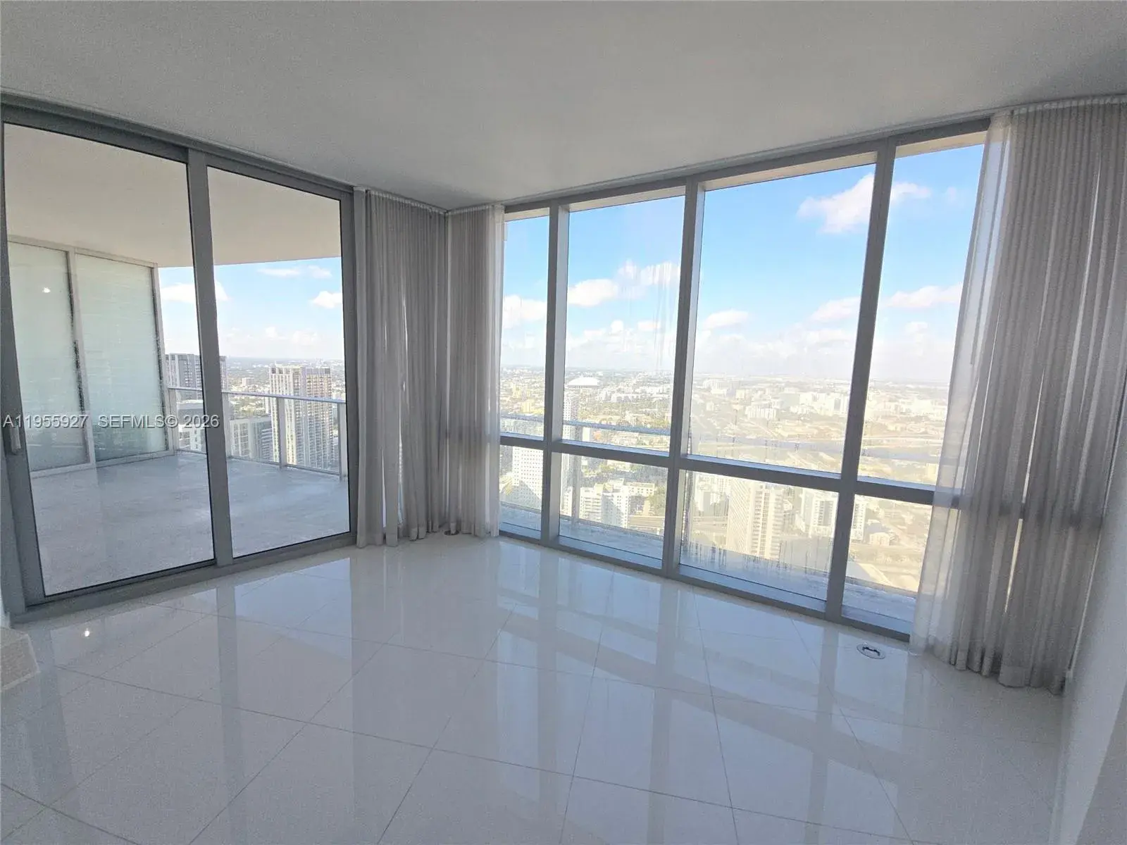 851 NE 1st Ave # 4604, Miami FL 33132