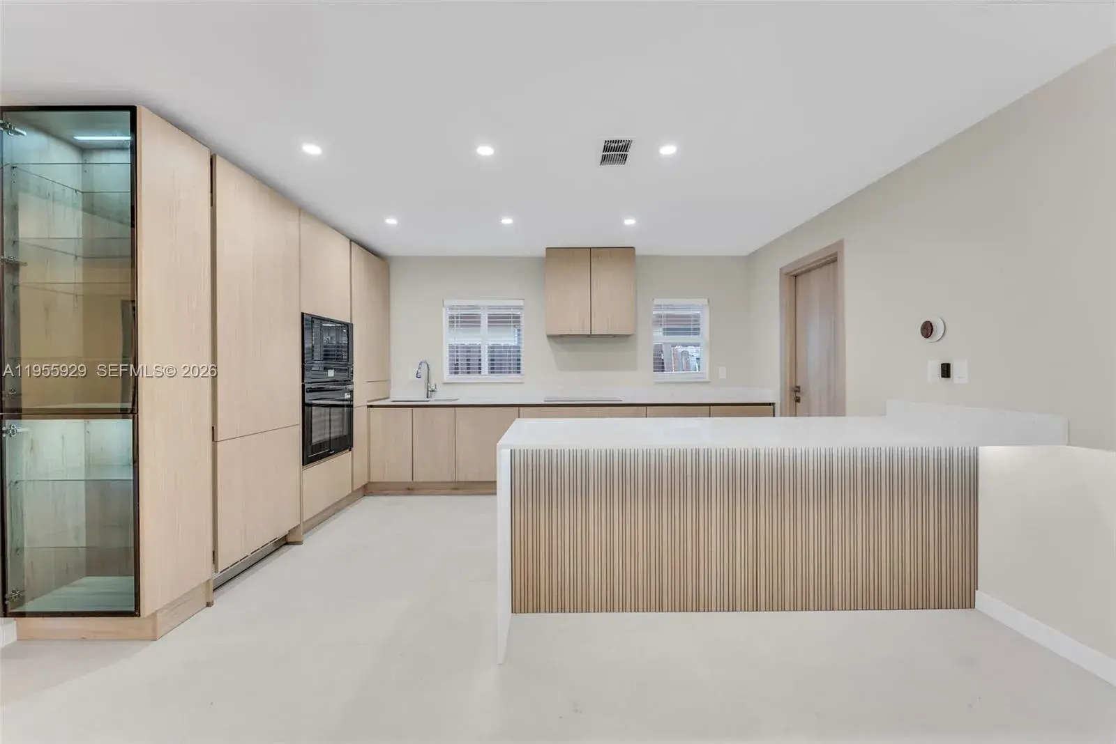 3 bedroom 2 bath Residential for sale at 5419 NE 22nd Ave, Fort Lauderdale FL 33308