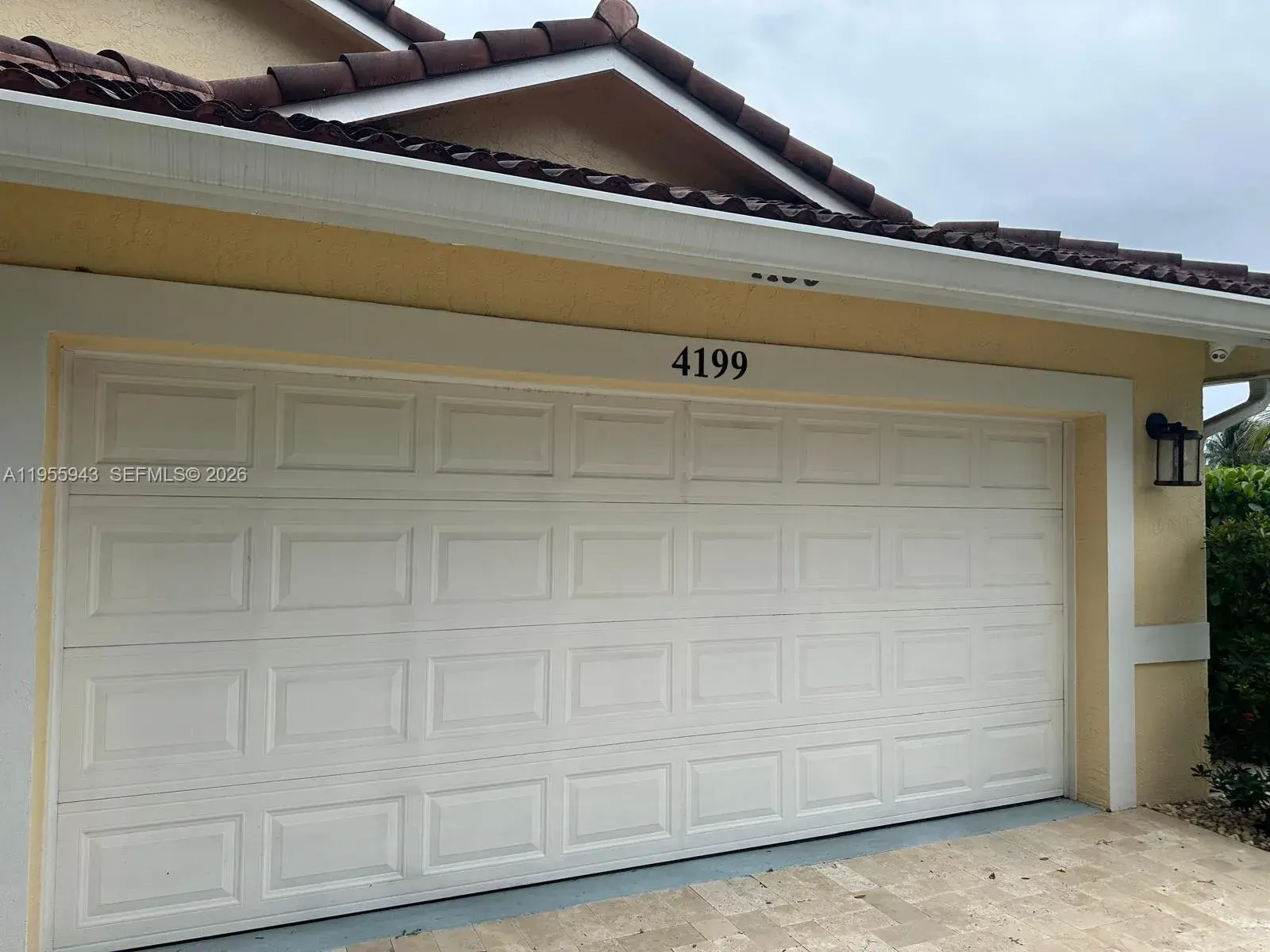4199 NW 81st Ter, Coral Springs FL 33065