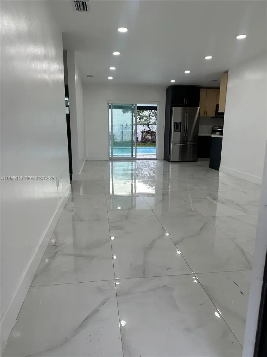 6448 Fletcher St, Hollywood FL 33023