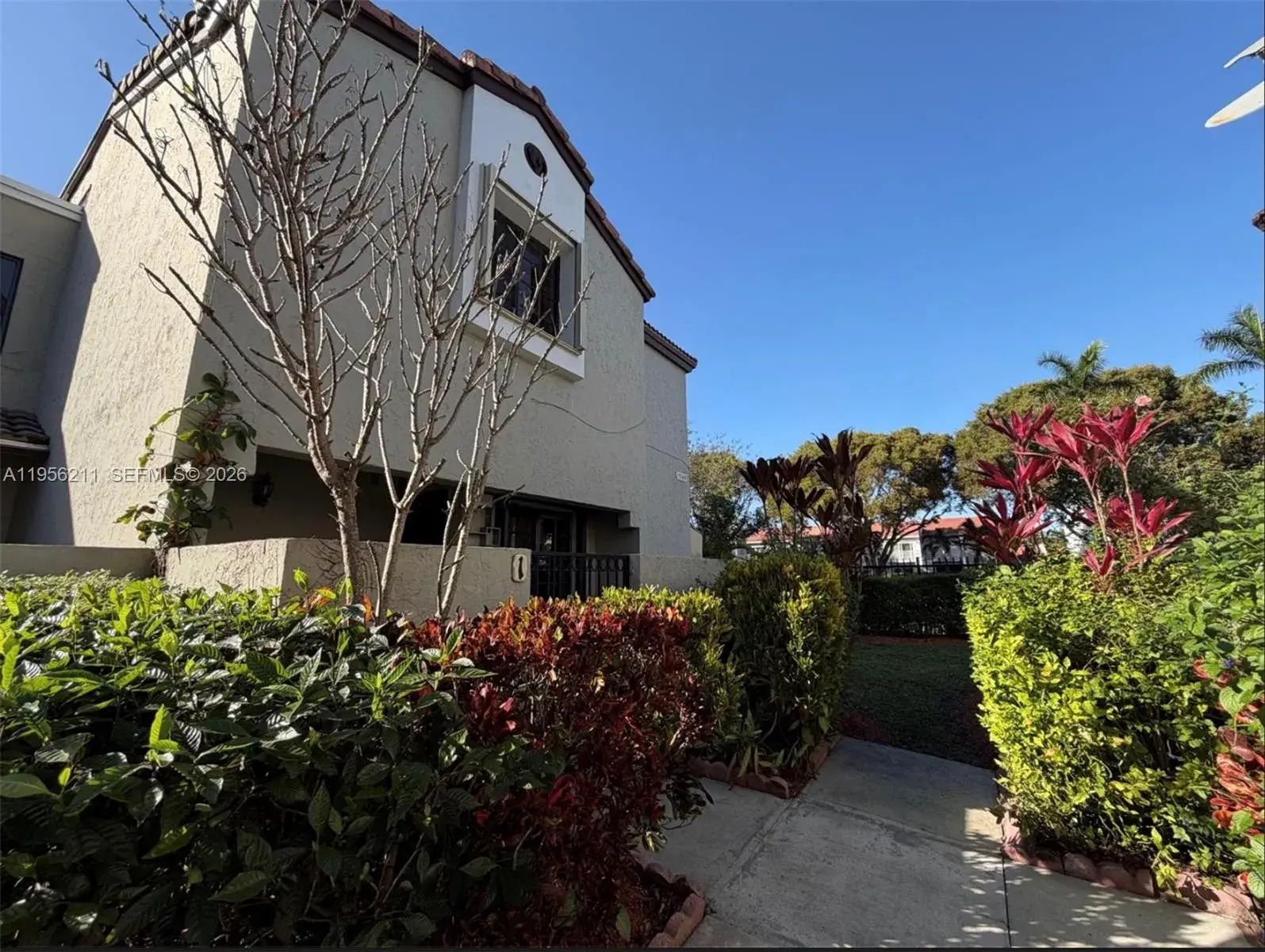 3 bedroom 2 bath Residential for sale at 15365 SW 104th Ter # 1, Miami FL 33196