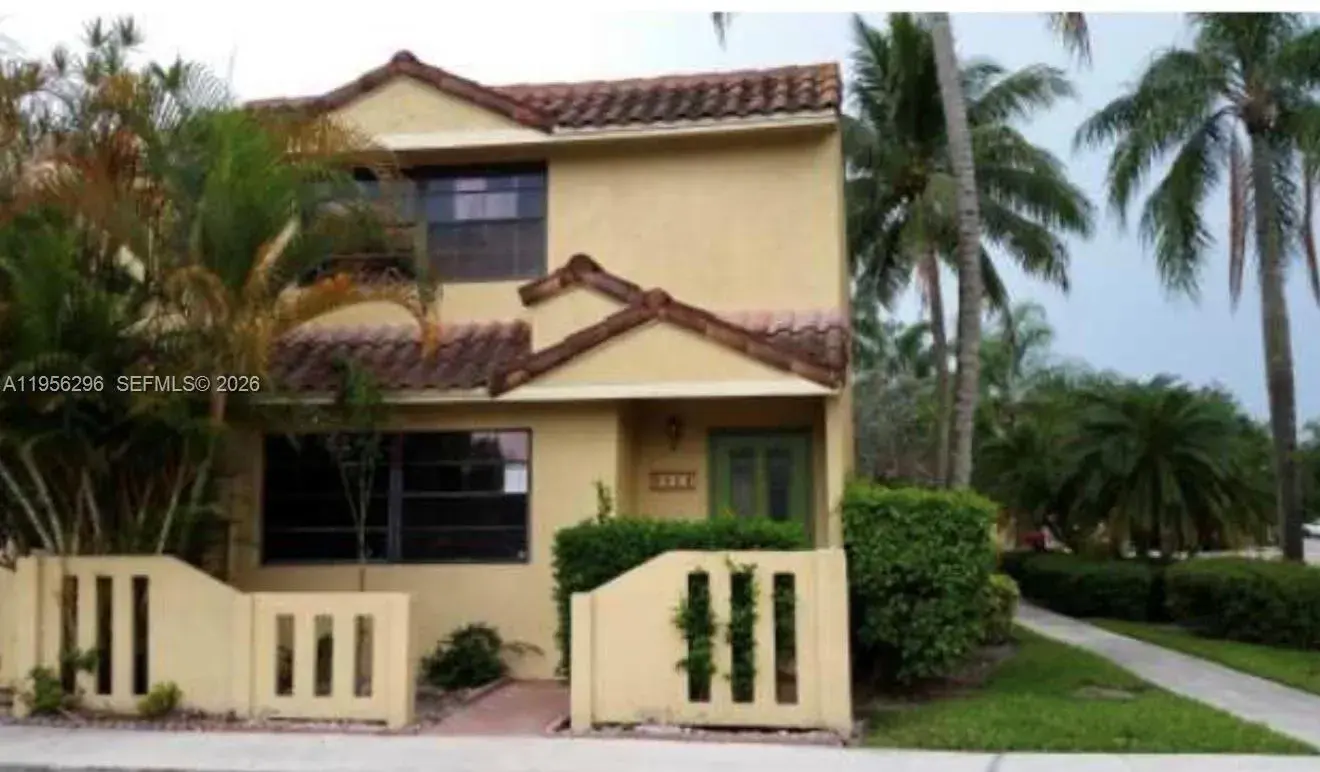 3 bedroom 3 bath Residential for sale at 9412 NW 39th St, Sunrise FL 33351