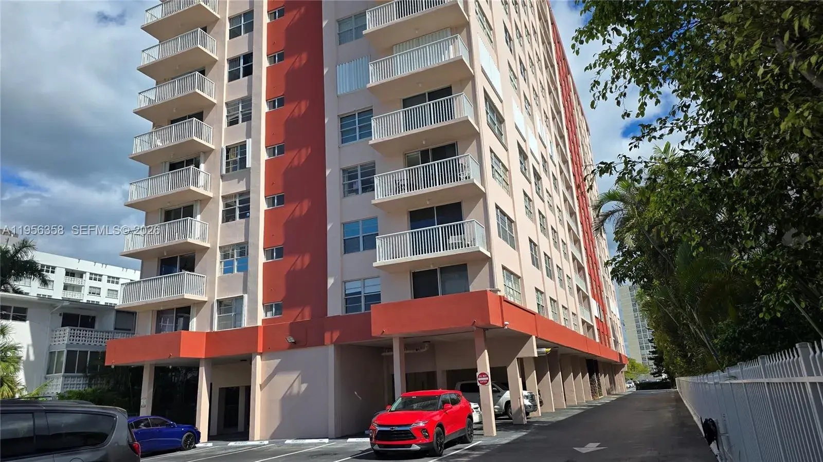 1 bedroom 1 bath Residential Lease for rent at 3161 S Ocean Dr # 204, Hallandale Beach FL 33009