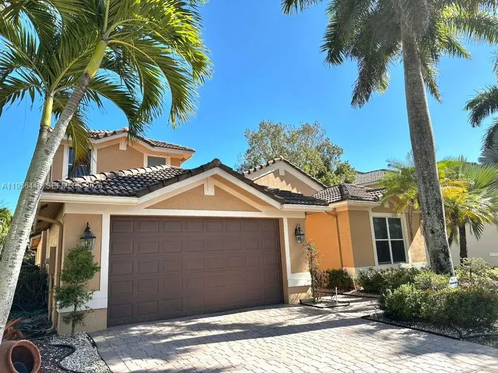 1831 Mariners Ln, Weston FL 33327