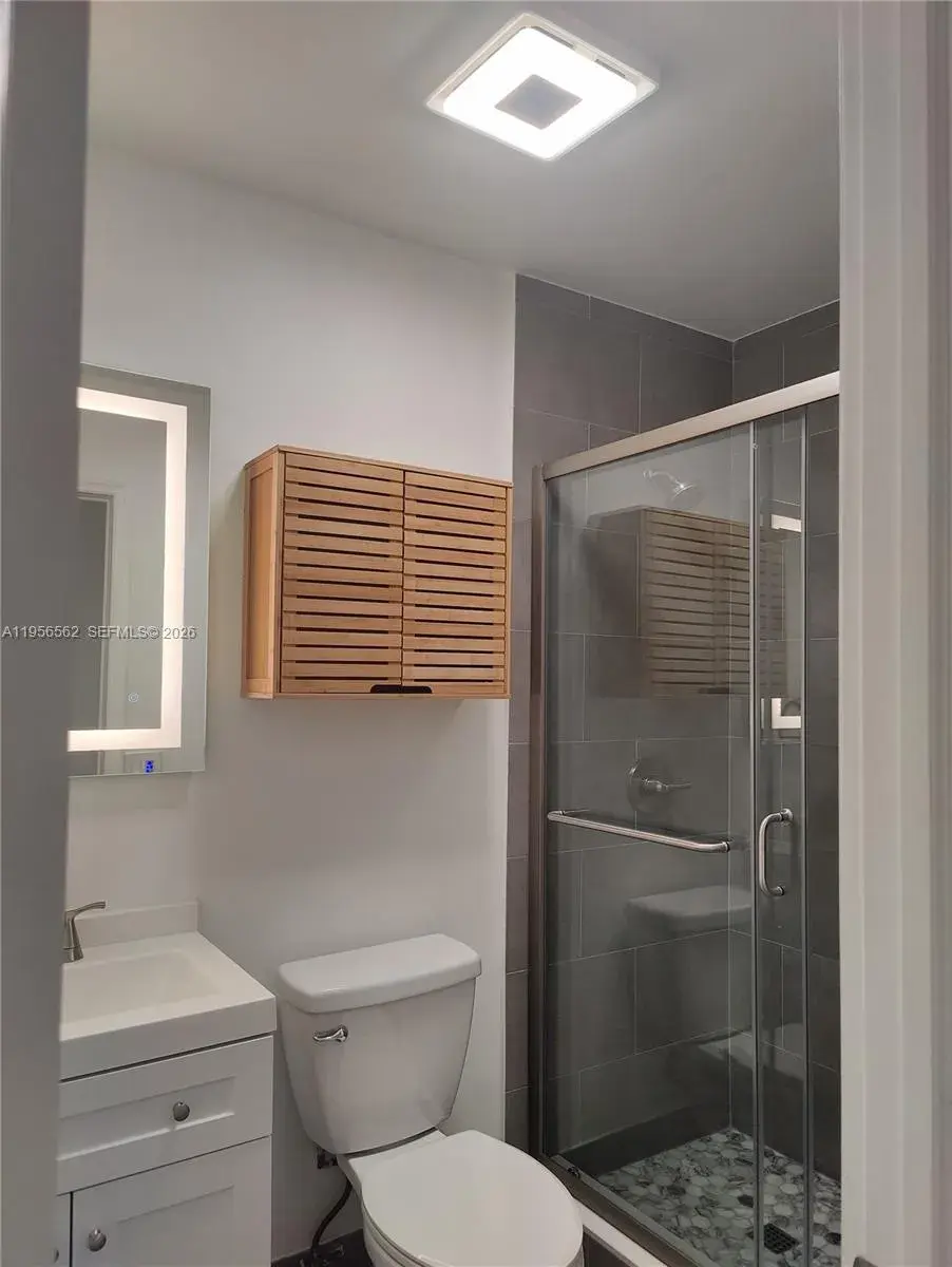 1400 NW 2nd Ave # B, Fort Lauderdale FL 33311