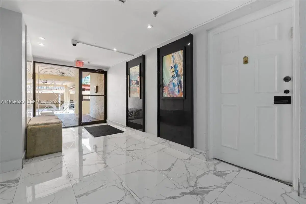7201 Promenade Dr # 101, Boca Raton FL 33433