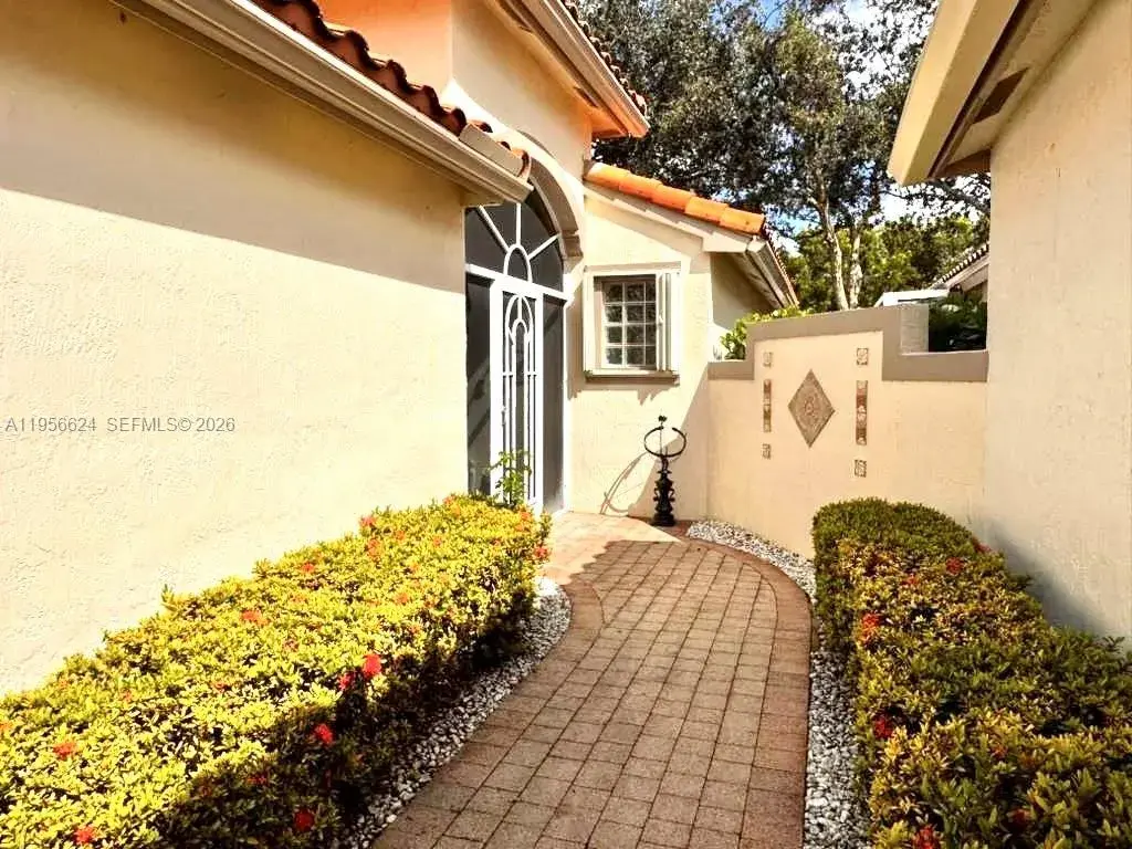 7131 Whitfield Ave, Boynton Beach FL 33437