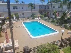 1 bedroom 1 bath Residential Lease for rent at 2240 Johnson St # 204, Hollywood FL 33020