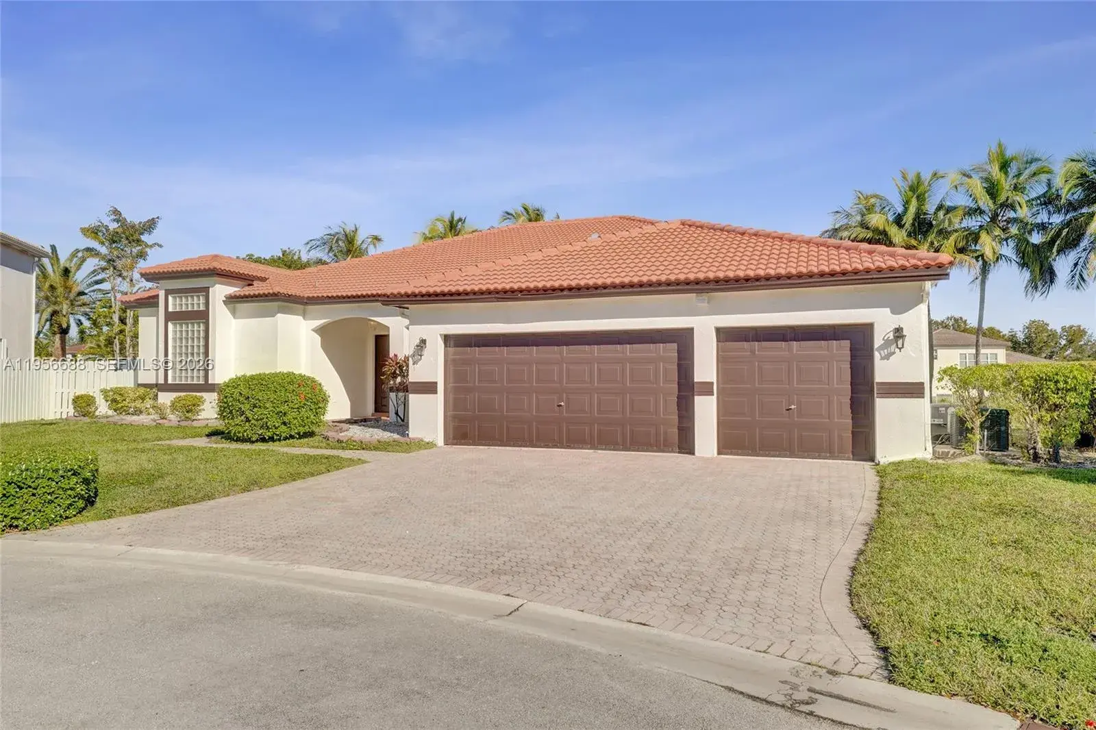 14621 SW 35th St, Miramar FL 33027
