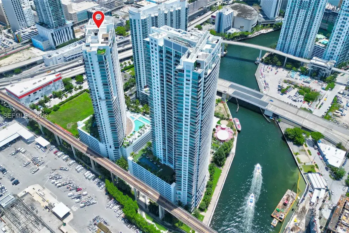 90 SW 3rd St # 10, Miami FL 33130