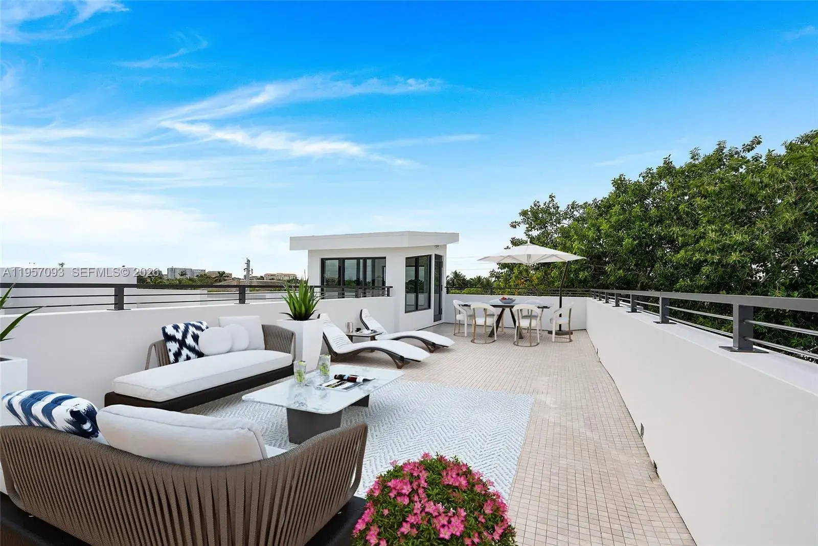 501 Kay Ter, Boca Raton FL 33432