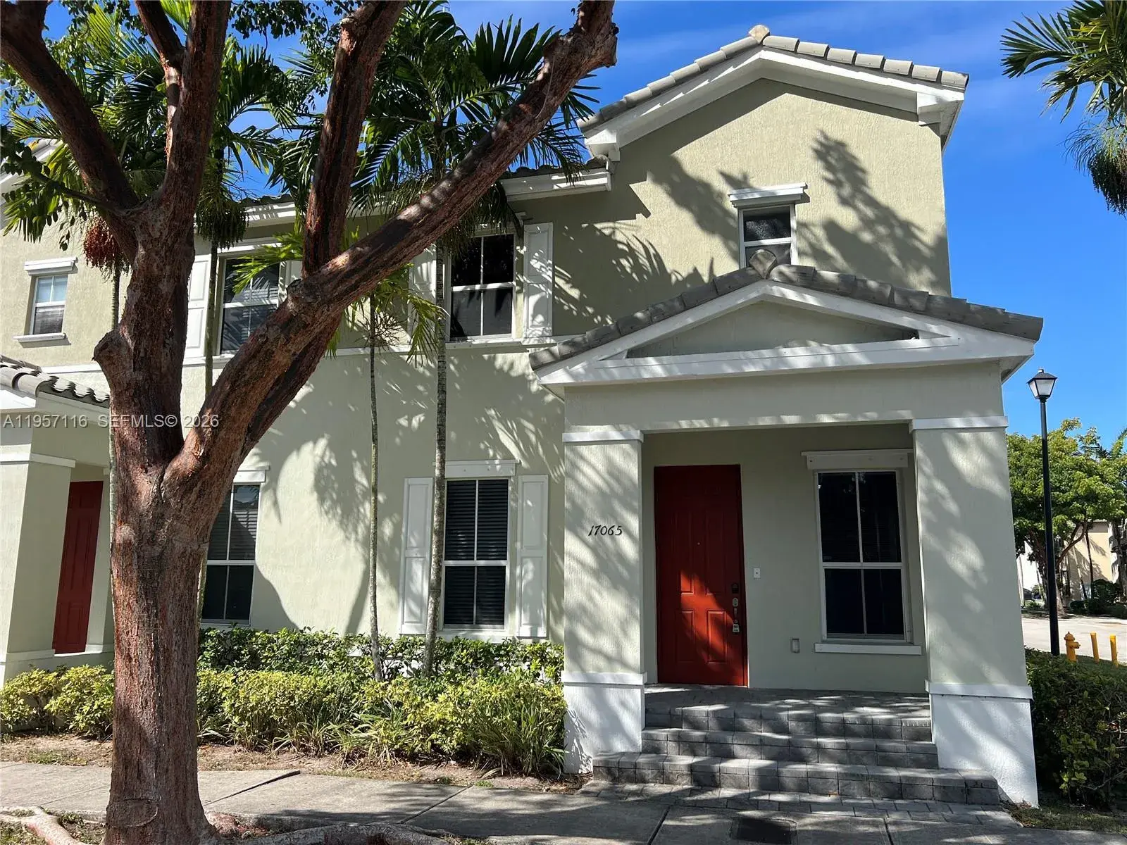 4 bedroom 3 bath Residential Lease for rent at 17065 SW 93rd St, Miami FL 33196
