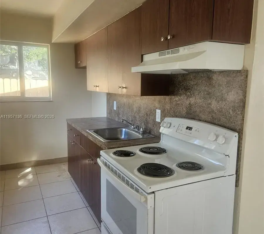 2230 Madison St # 01, Hollywood FL 33020