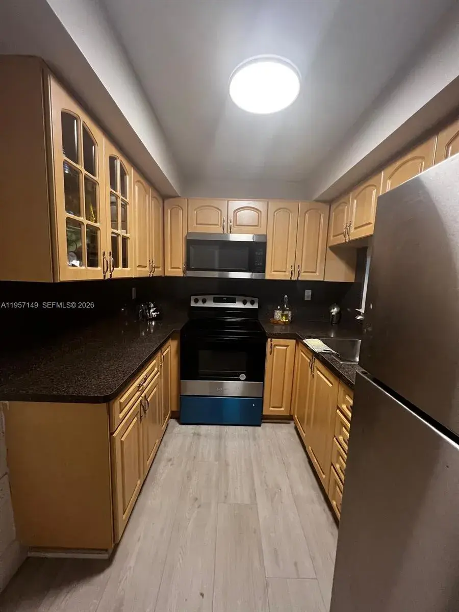 11750 SW 18th St # 1, Miami FL 33175