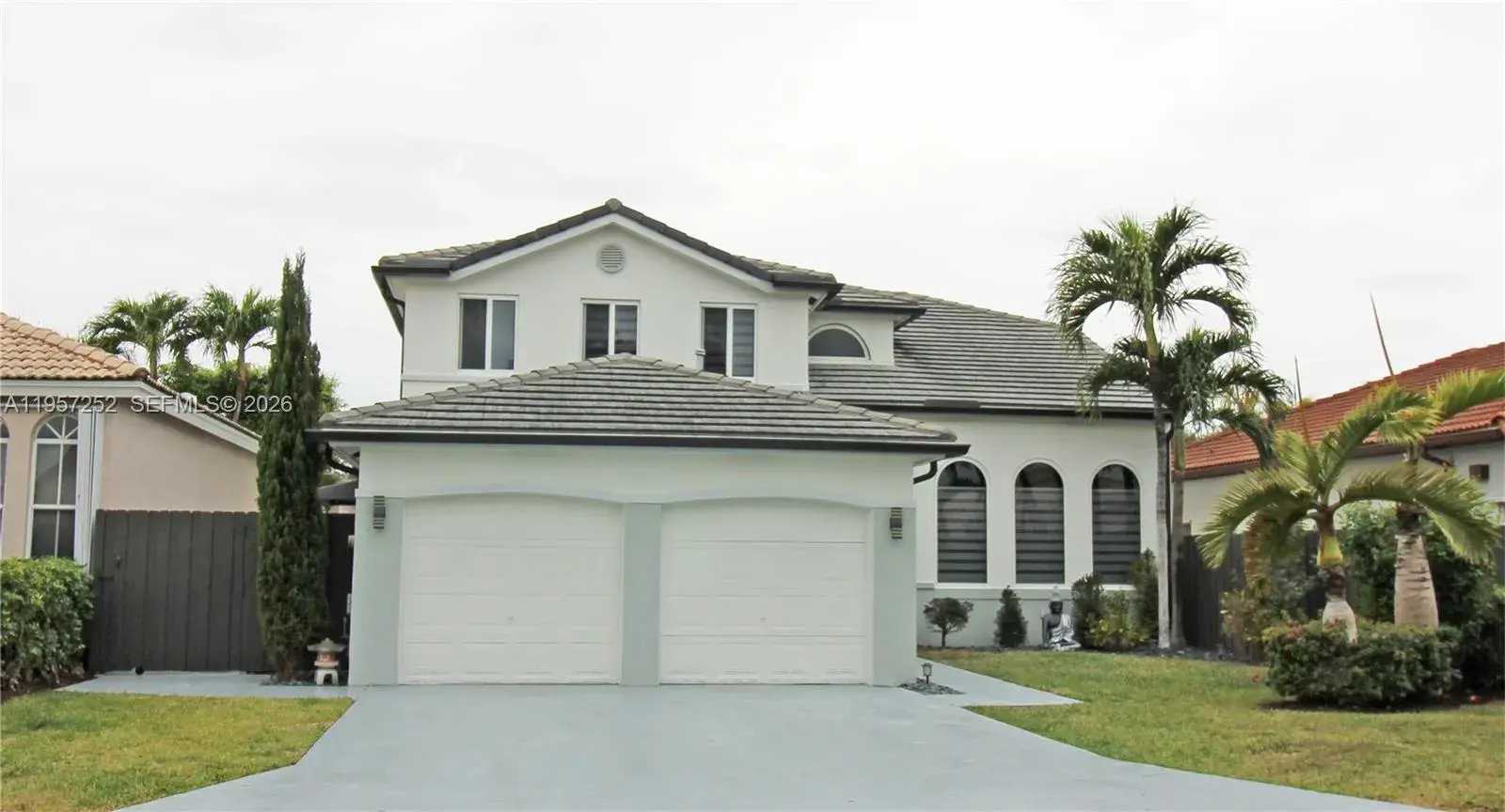 8172 SW 163rd Ct, Miami FL 33193 photo 2