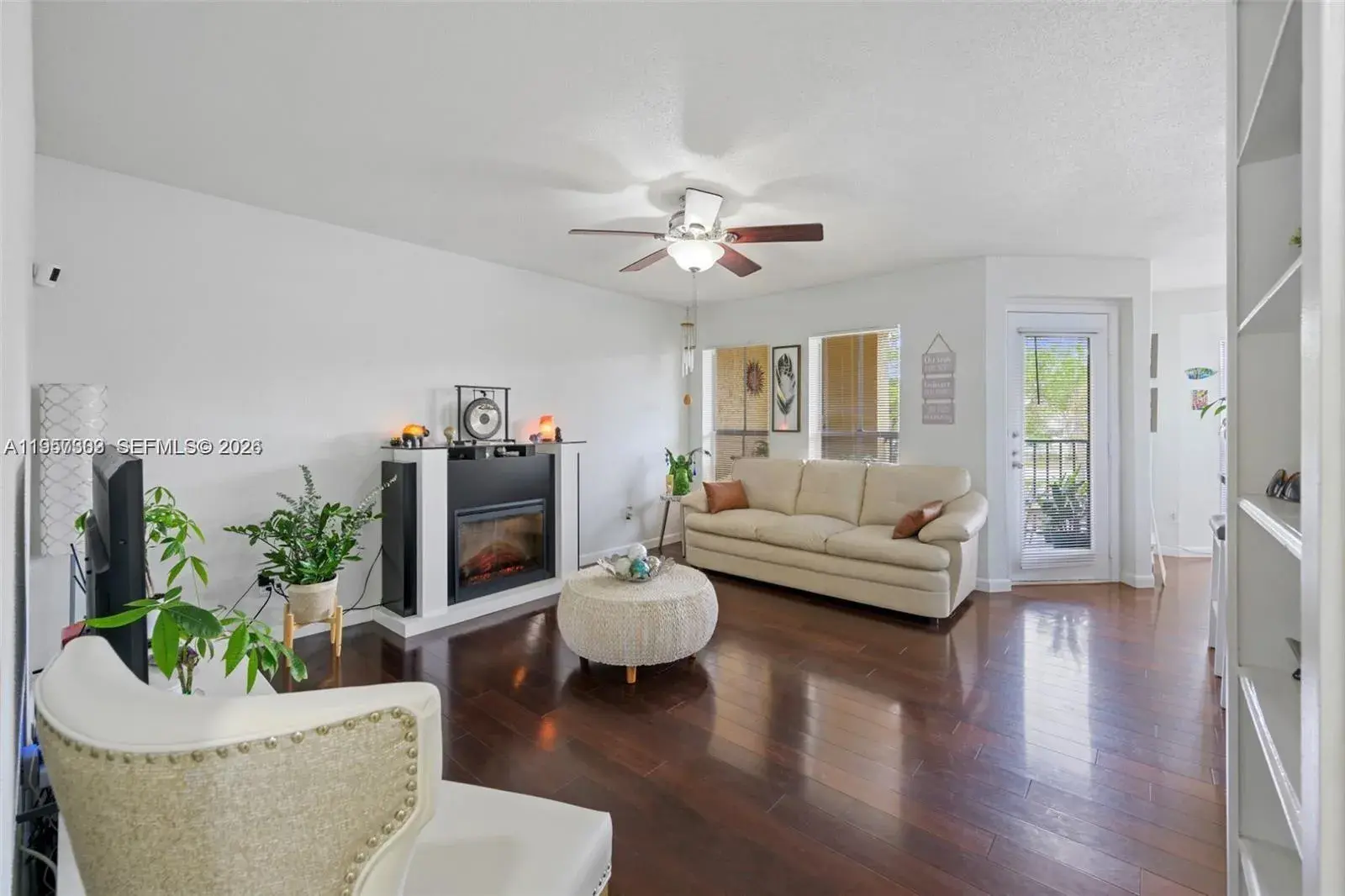 777 Riverside Dr # 1521, Coral Springs FL 33071