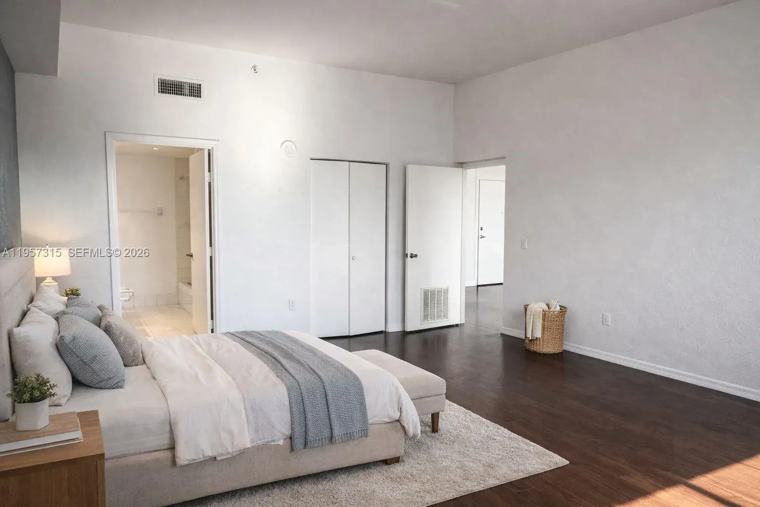 36 NW 6th Ave # 1, Miami FL 33128