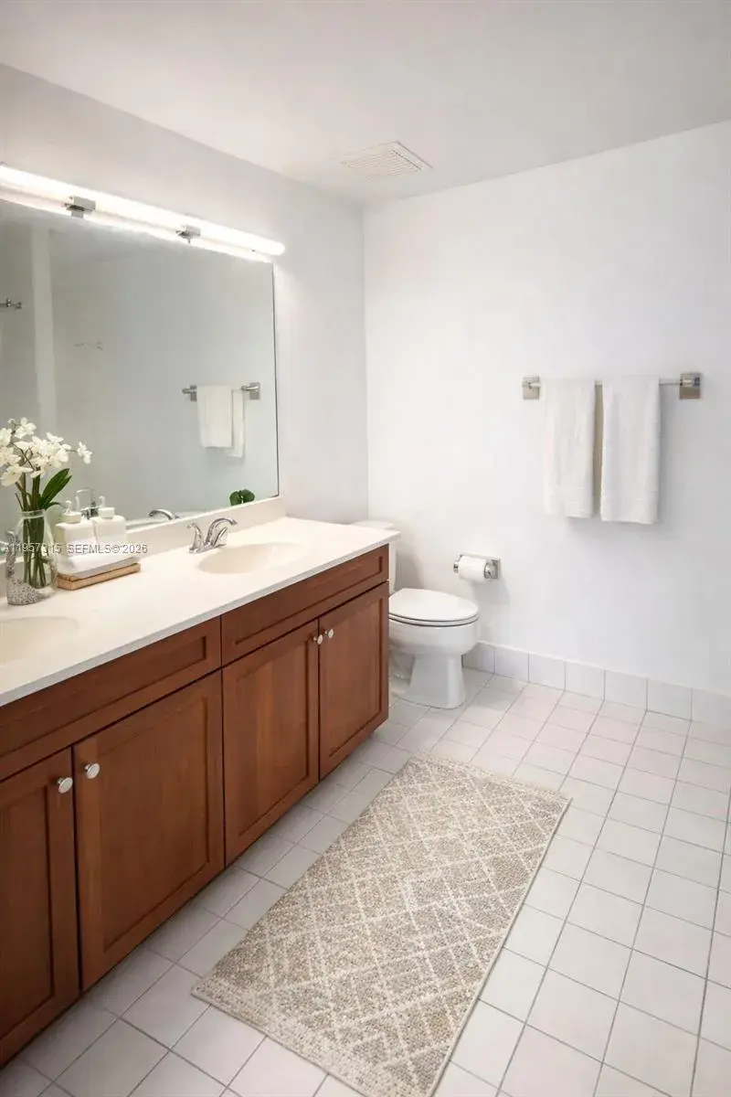 36 NW 6th Ave # 1, Miami FL 33128