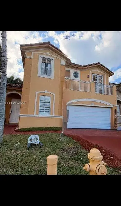 7586 NW 113th Path, Doral FL 33178