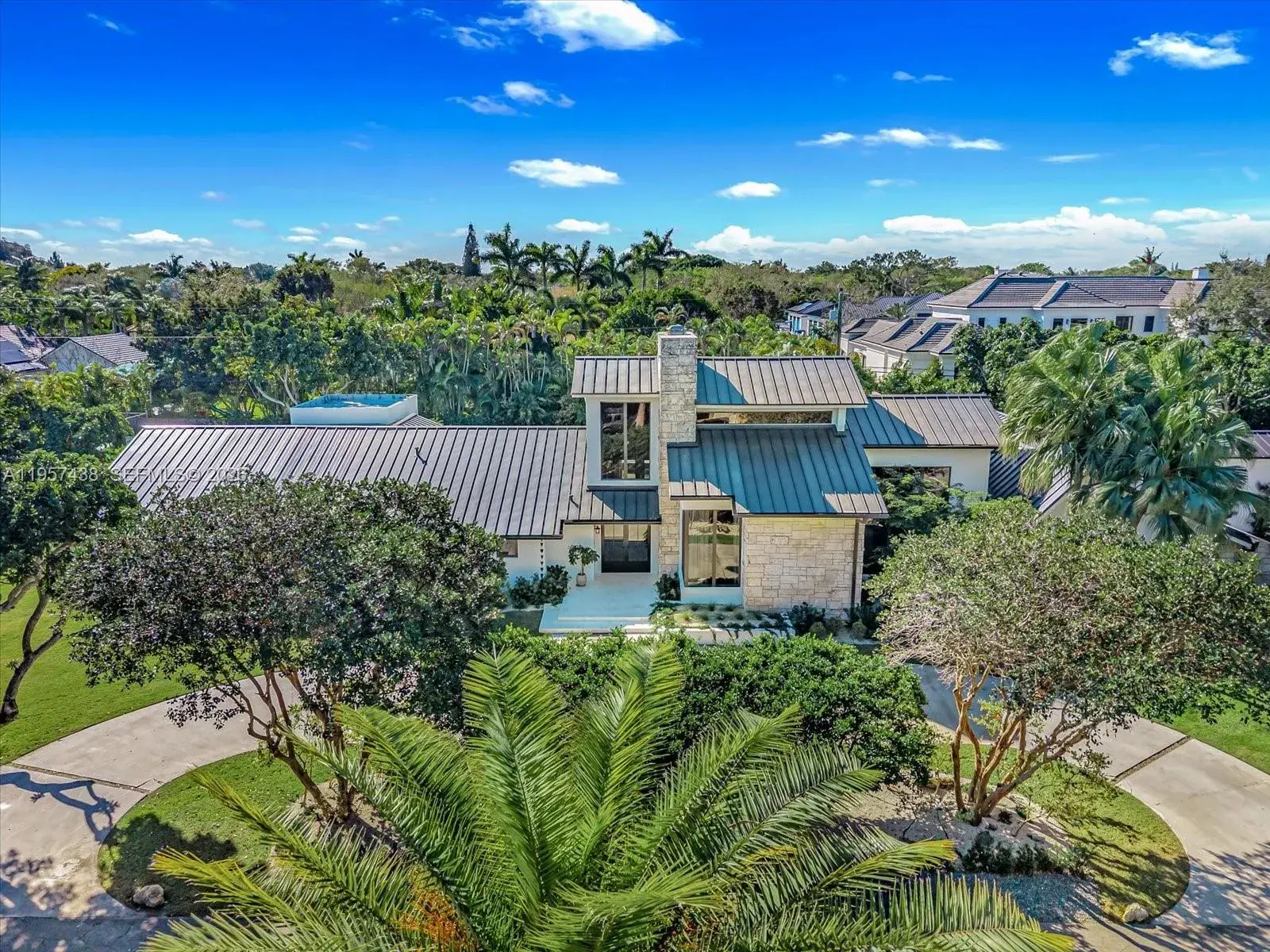 5902 SW 105th St, Pinecrest FL 33156
