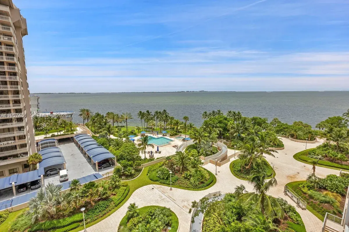 2 Grove Isle Dr # B907, Miami FL 33133