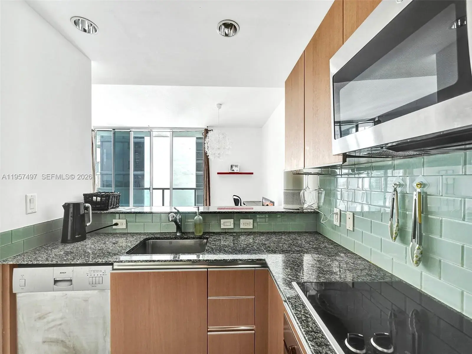 1050 Brickell Ave # 2722, Miami FL 33131