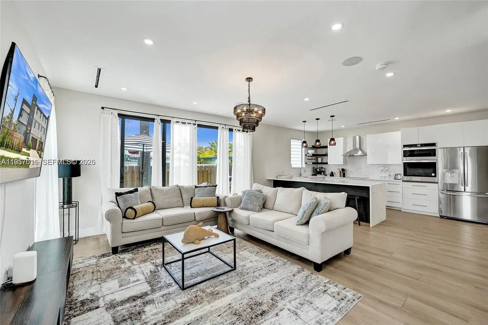 1617 NE 11th St, Fort Lauderdale FL 33304
