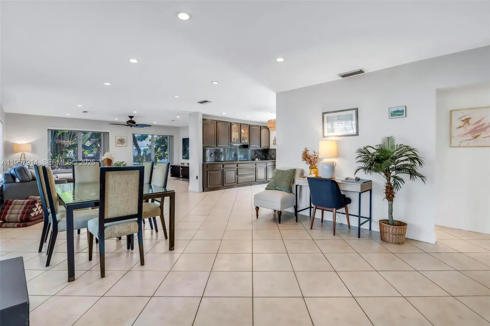 1600 N 28th Ct, Hollywood FL 33020