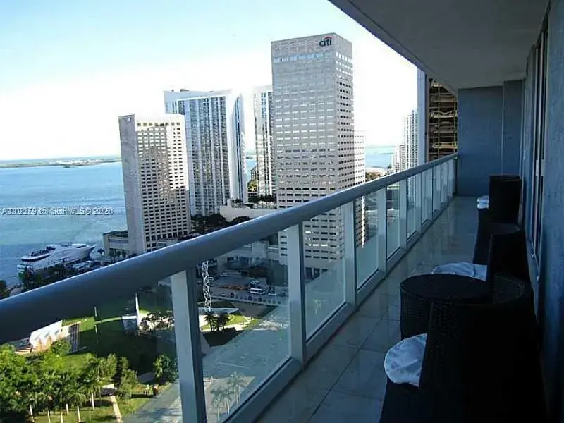 50 Biscayne Blvd # 2808, Miami FL 33132