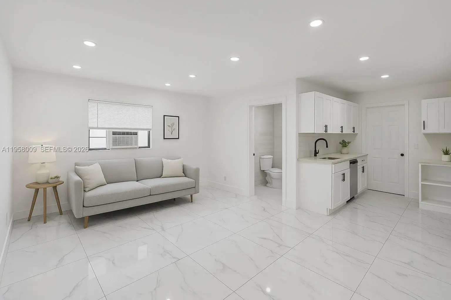 5740 Mayo St # 4, Hollywood FL 33023