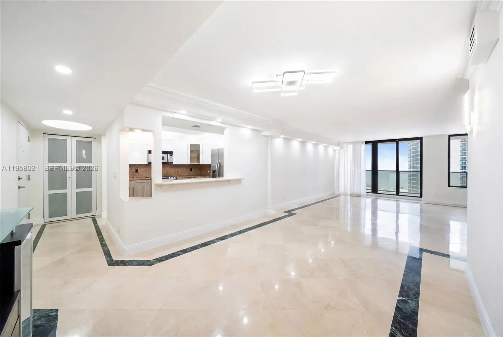 2301 S Ocean Dr # 2507, Hollywood FL 33019